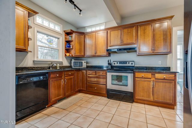 911 Georgia Avenue, Bristol, TN 37620