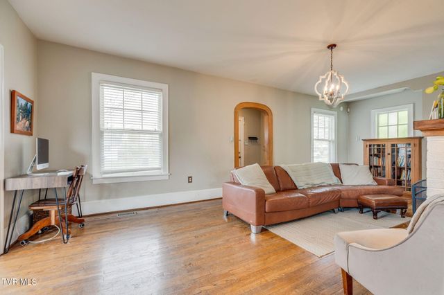 911 Georgia Avenue, Bristol, TN 37620