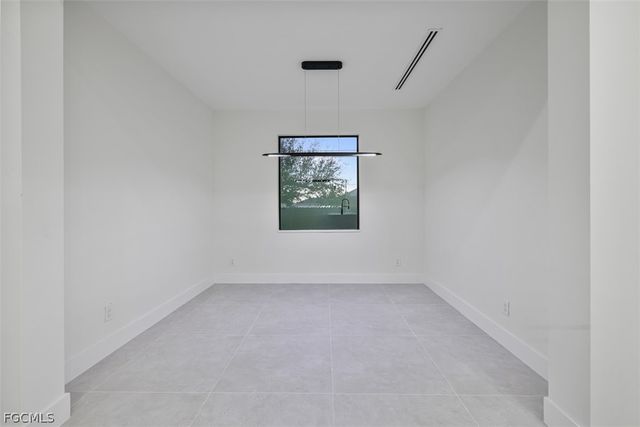 408 SW 28th AVE, Cape Coral, FL 33991