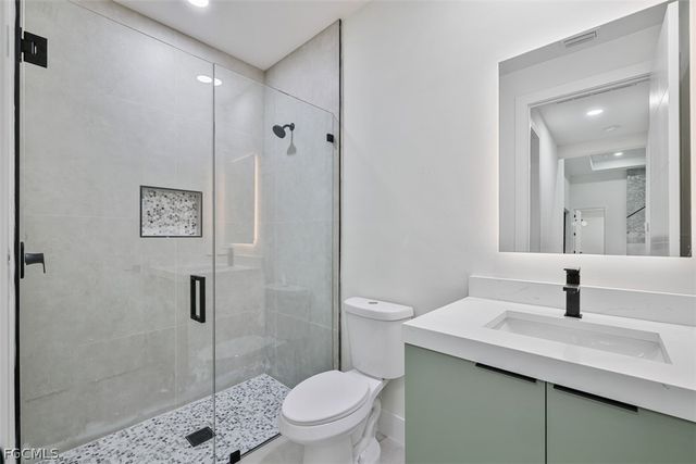 408 SW 28th AVE, Cape Coral, FL 33991