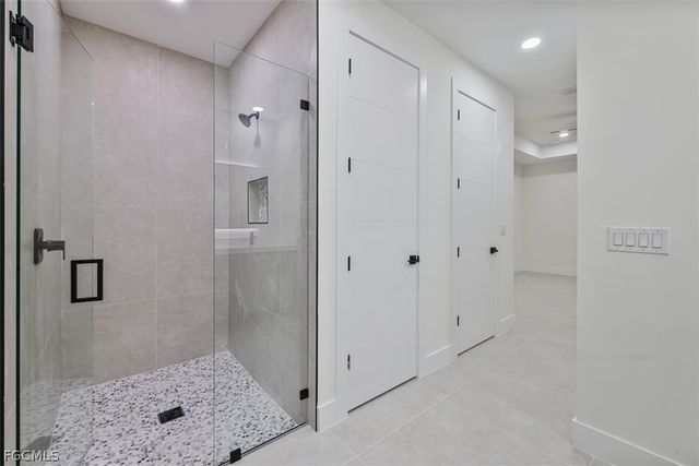 408 SW 28th AVE, Cape Coral, FL 33991