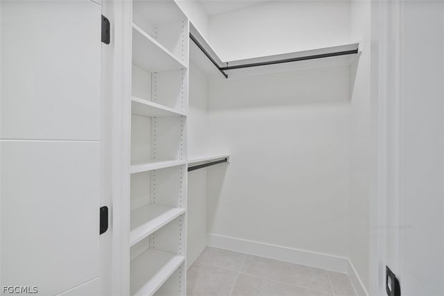 408 SW 28th AVE, Cape Coral, FL 33991