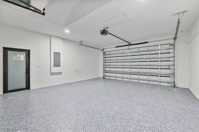 408 SW 28th AVE, Cape Coral, FL 33991