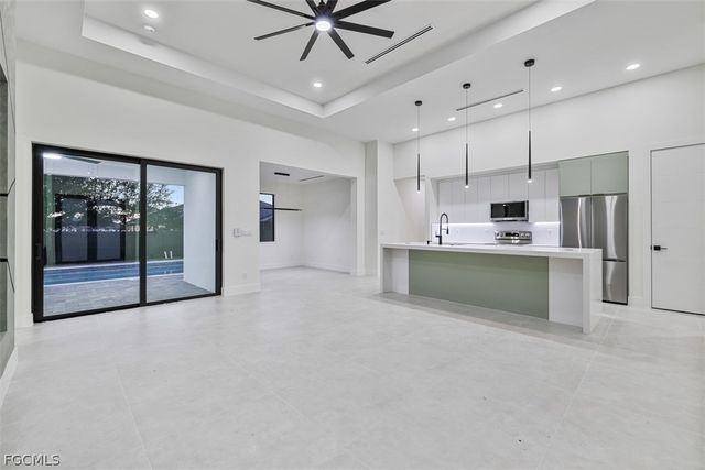 408 SW 28th AVE, Cape Coral, FL 33991