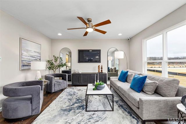 117 Day Lily Lane, Wentzville, MO 63385