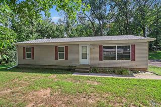 1695 Quaker Avenue, Portage, MI 49024