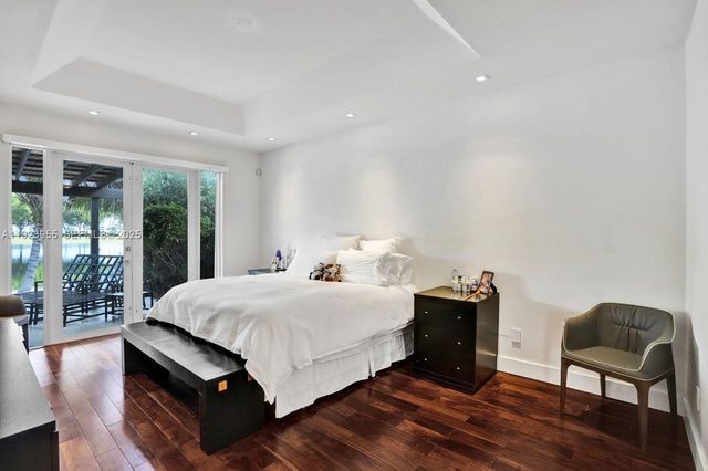 5907 NW 110th Ct, Doral, FL 33178