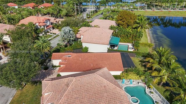 5907 NW 110th Ct, Doral, FL 33178