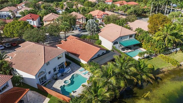 5907 NW 110th Ct, Doral, FL 33178