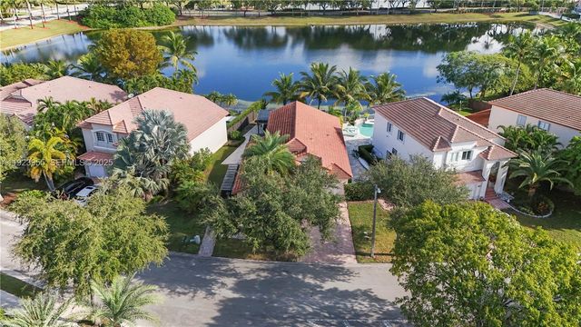 5907 NW 110th Ct, Doral, FL 33178