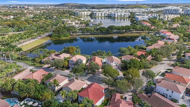 5907 NW 110th Ct, Doral, FL 33178