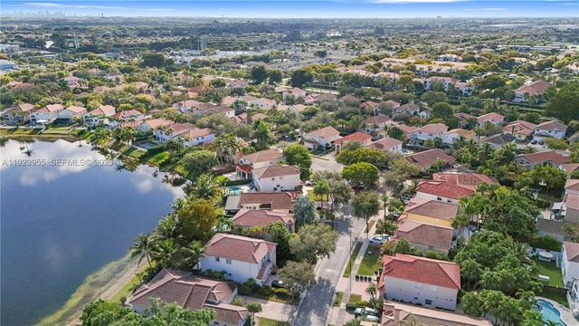 5907 NW 110th Ct, Doral, FL 33178