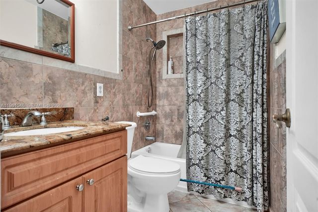 2821 SW 65th Avenue, Miami, FL 33155