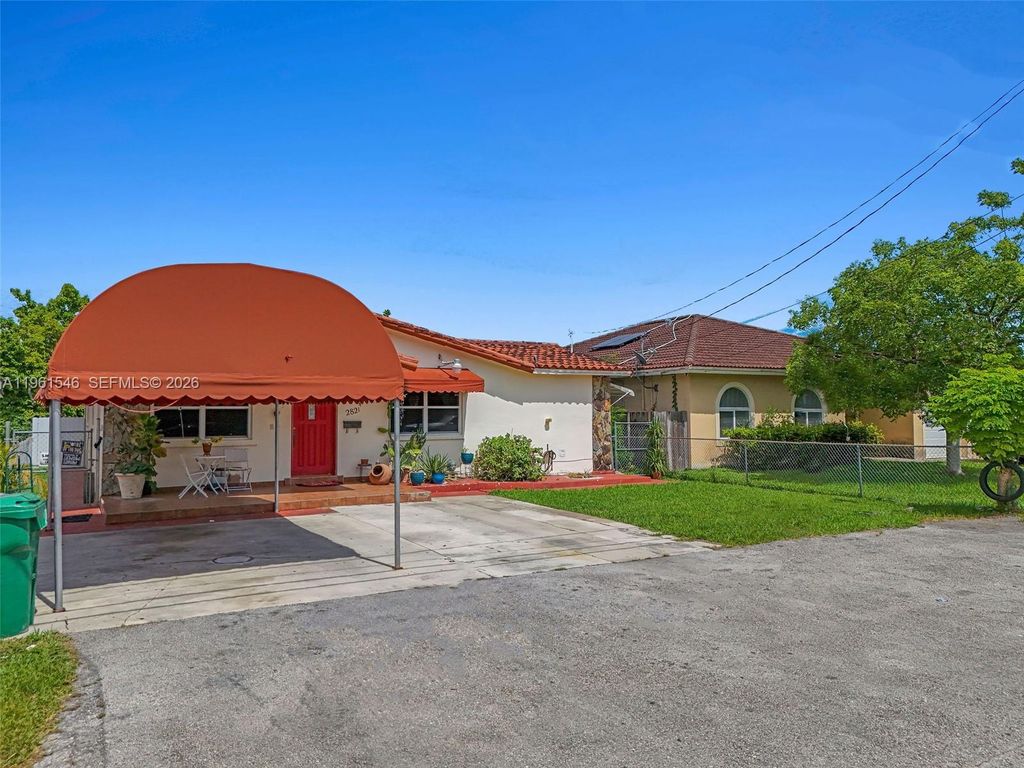 2821 SW 65th Avenue, Miami, FL 33155
