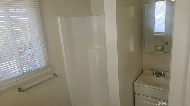 1540 W 28th, Los Angeles, CA 90007