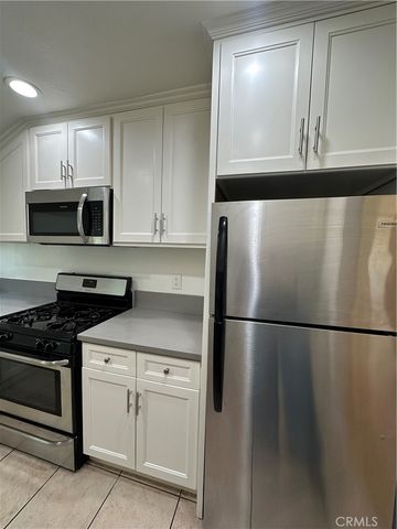 1540 W 28th, Los Angeles, CA 90007