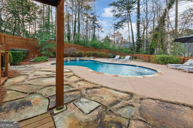 3025 Oaktree Landing NE, Marietta, GA 30066