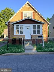 402 WEST AVE, New Castle, DE 19720