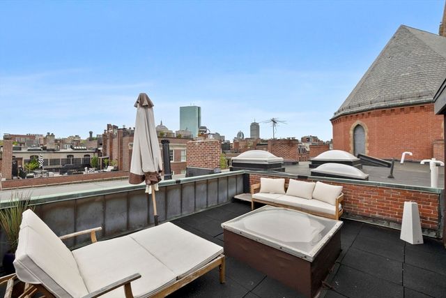 131 Mount Vernon St 2, Boston, MA 02108