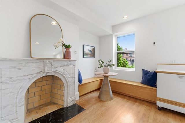 131 Mount Vernon St 2, Boston, MA 02108