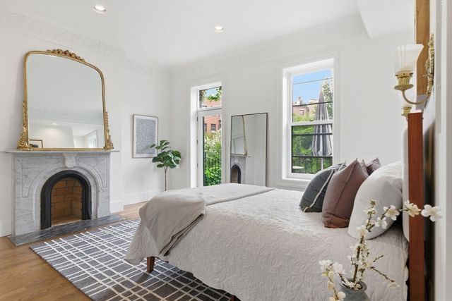 131 Mount Vernon St 2, Boston, MA 02108