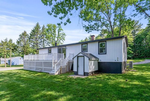 35 Hartford Ave, Bellingham, MA 02019