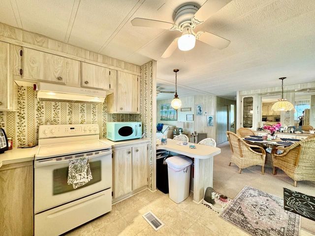 89 CYPRESS DRIVE 5, Safety Harbor, FL 34695