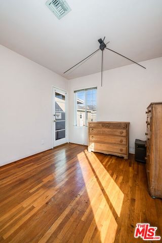 340 S Lomita Street, Burbank, CA 91506