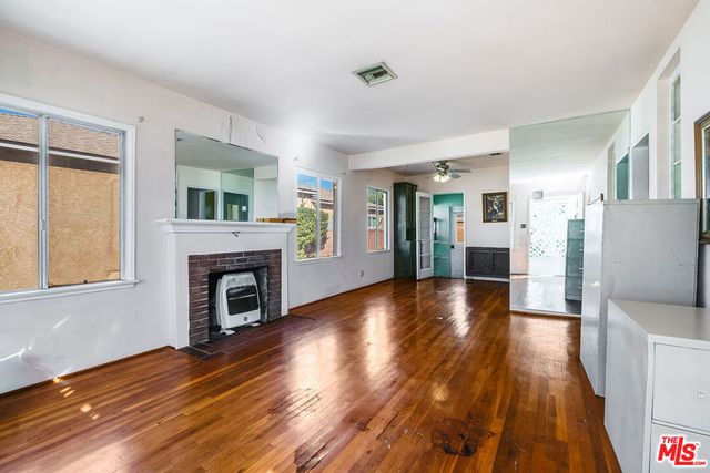 340 S Lomita Street, Burbank, CA 91506