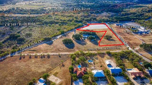 3022 county road 348, Concan, TX 78838