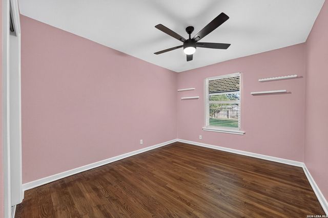 110 WESTCHESTER DR, San Antonio, TX 78217