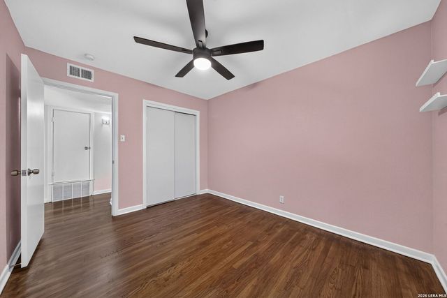 110 WESTCHESTER DR, San Antonio, TX 78217