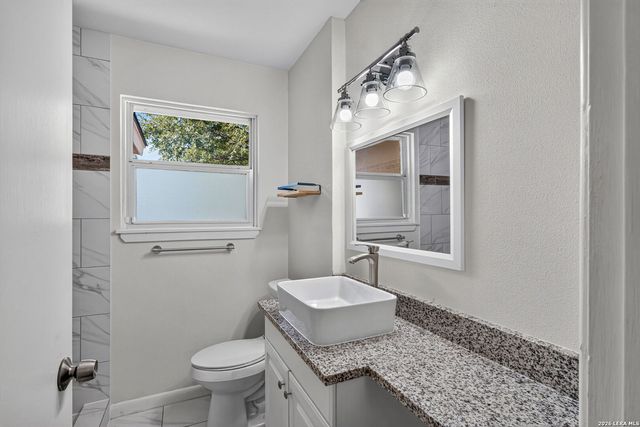 110 WESTCHESTER DR, San Antonio, TX 78217