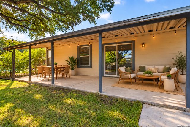 110 WESTCHESTER DR, San Antonio, TX 78217