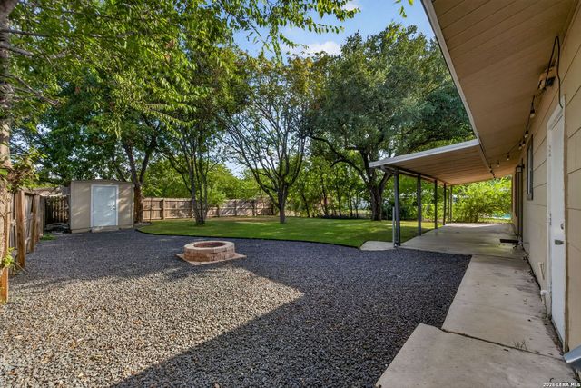 110 WESTCHESTER DR, San Antonio, TX 78217