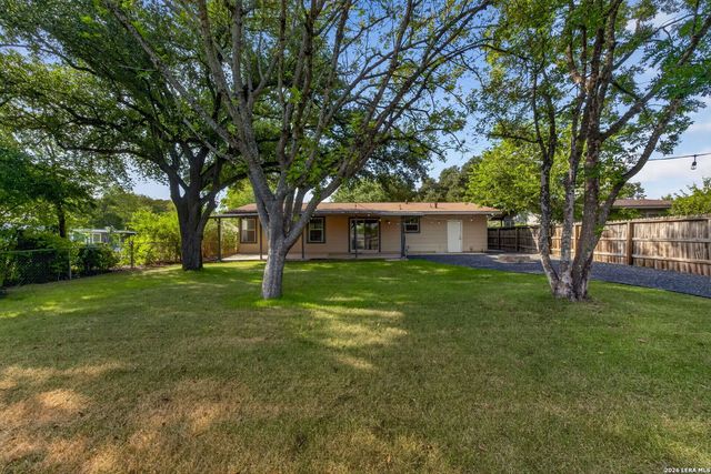 110 WESTCHESTER DR, San Antonio, TX 78217