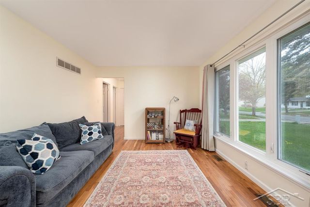 1310 Corrinne Street, Midland, MI 48642