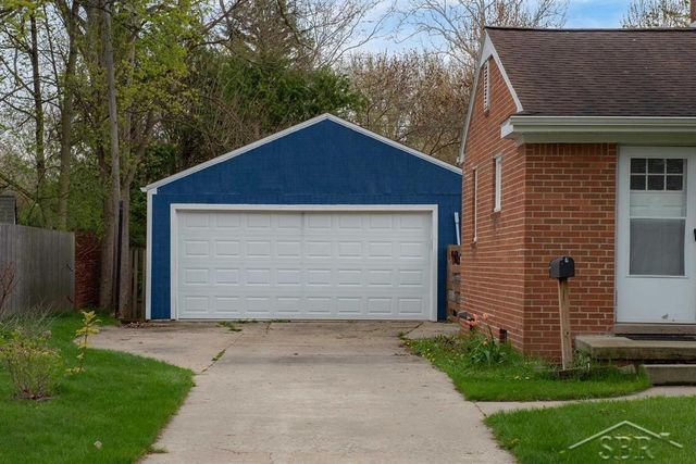 1310 Corrinne Street, Midland, MI 48642
