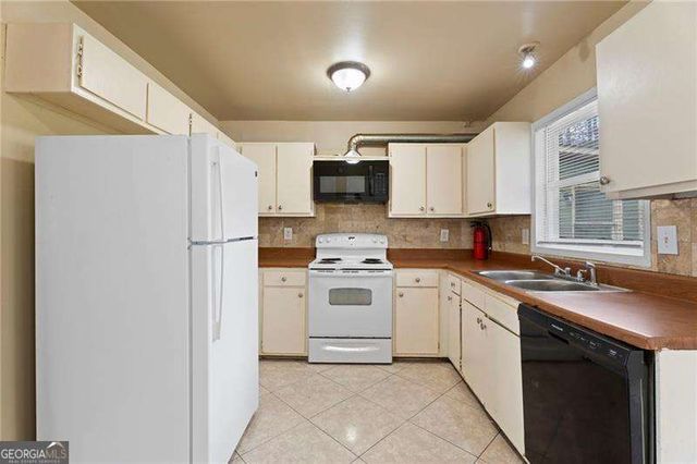 843 Garden Walk Boulevard, Atlanta, GA 30349