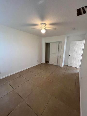 8444 SE DATE Street, Hobe Sound, FL 33455