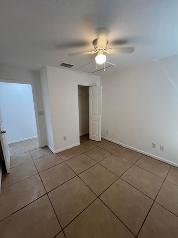 8444 SE DATE Street, Hobe Sound, FL 33455