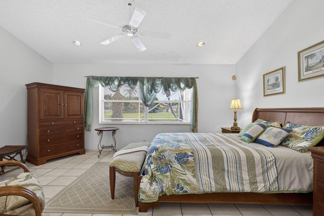 2580 Neaton Court, Wellington, FL 33414
