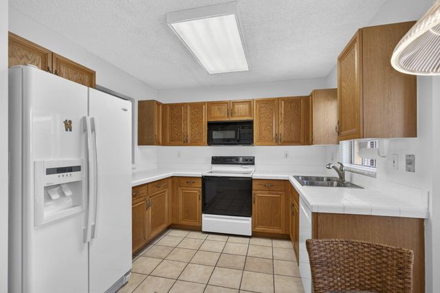 2580 Neaton Court, Wellington, FL 33414