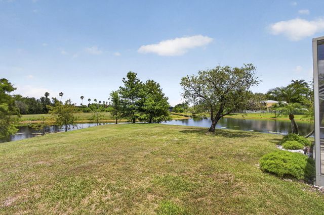 2580 Neaton Court, Wellington, FL 33414
