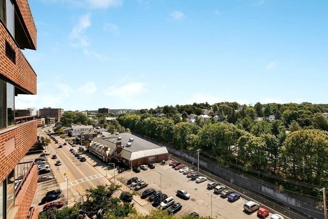 77 Adams St 610, Quincy, MA 02169