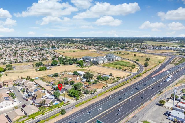 8685 E Stockton Blvd, Elk Grove, CA 95624