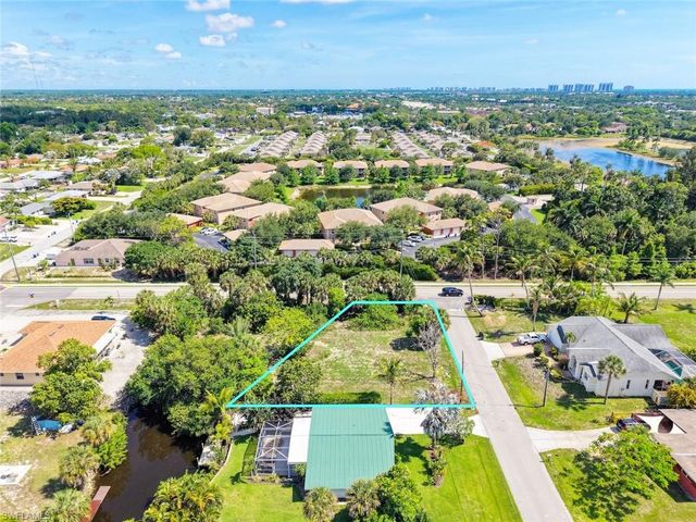 27312 Buccaneer DR, Bonita Springs, FL 34135