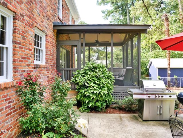 5017 Sandlewood Drive, Raleigh, NC 27609