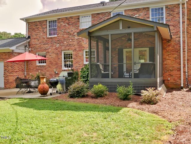 5017 Sandlewood Drive, Raleigh, NC 27609