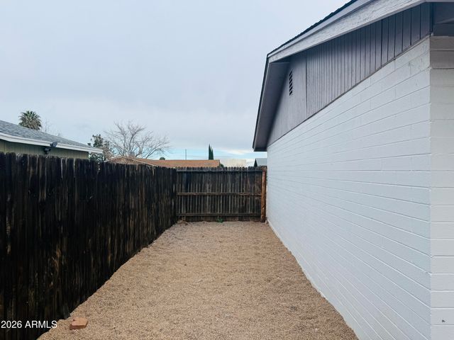 564 HOWARD Drive, Sierra Vista, AZ 85635